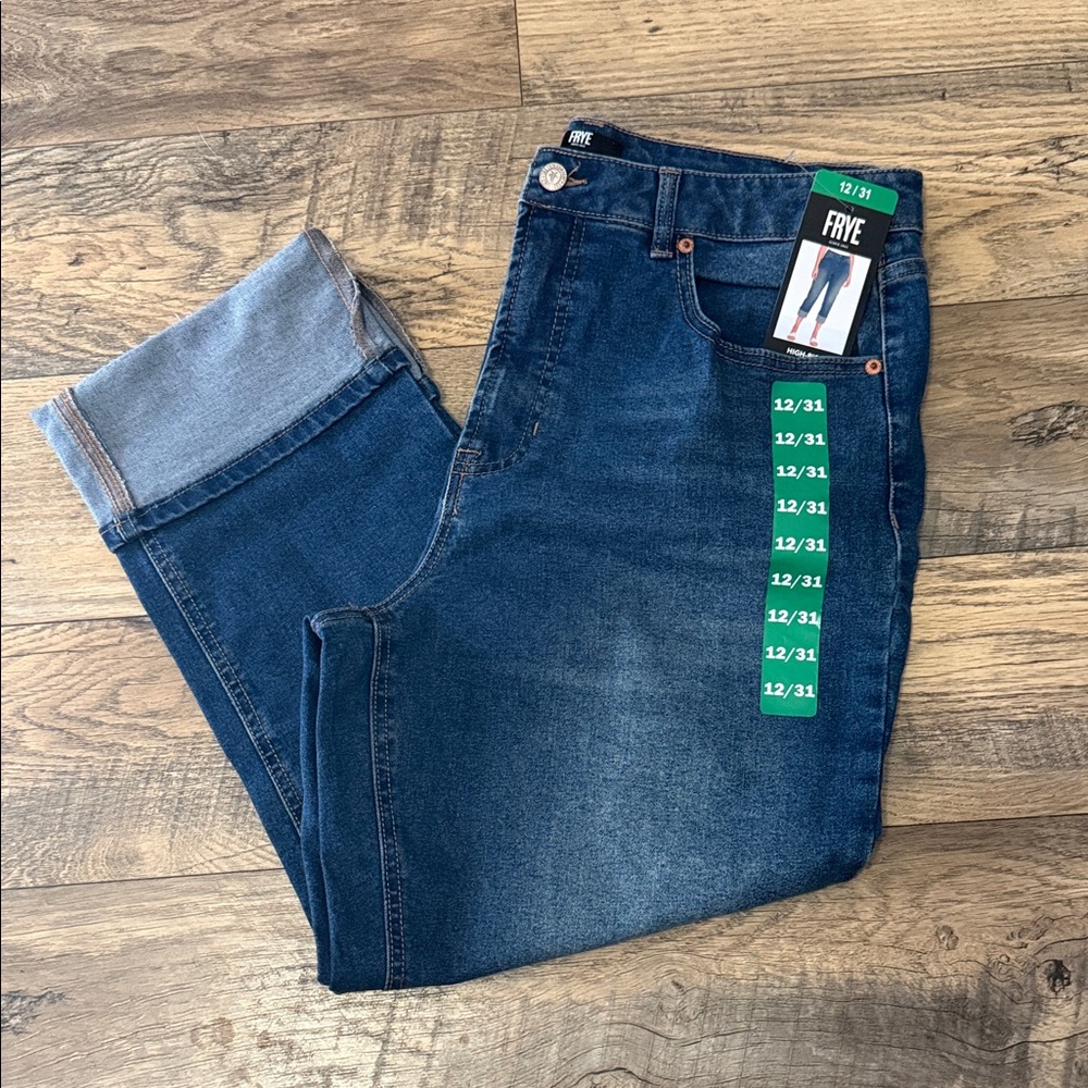 Frye Women’s Dark Blue Slim Straight Jeans